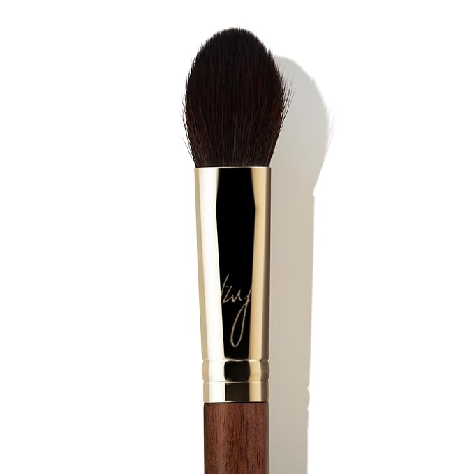 [SOO ADOR] BY MAENG #32 Cheek Brush - Precision Tool for Blush Application and Defined Cheek Colors | Designed by K-Pop Makeup Artist Maeng | Makeup Brush Blush Brush