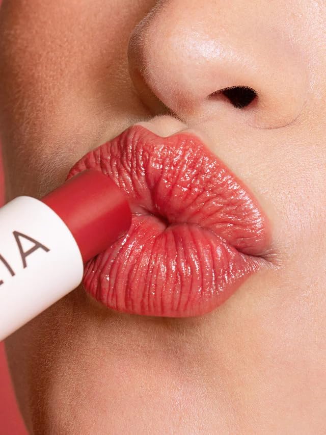 ILIA - Balmy Tint Hydrating Lip Balm | Buildable Lip Color + Soft Shine | Nourish + Moisturize with Shea Butter & Rosehip Seed Oil | Vegan, Clean, Cruelty-Free Makeup (Heartbeats, 0.15 oz | 4.4 g)
