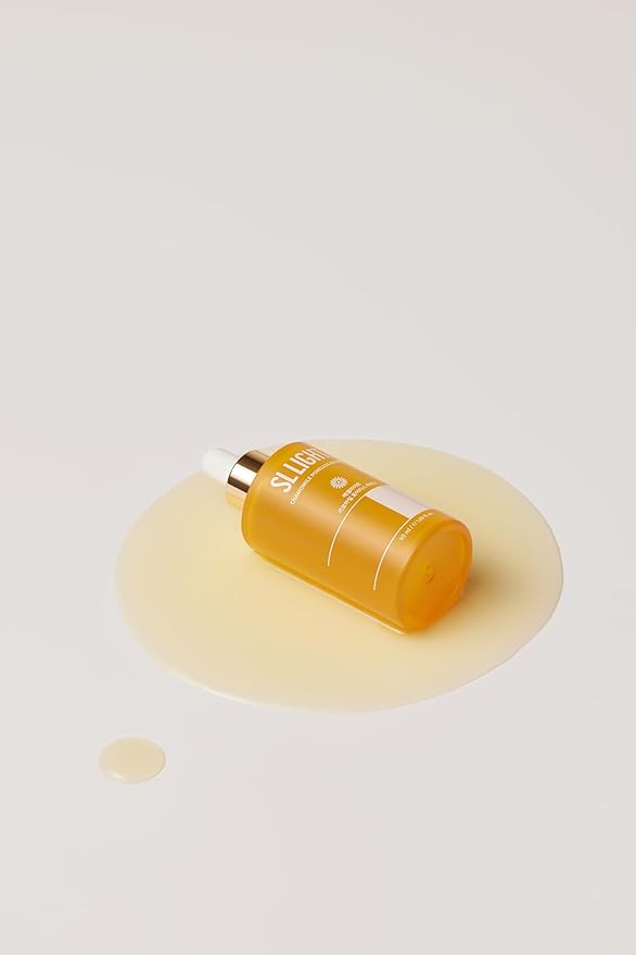 Chamomile Poreless Essence (1.69 fl oz, 50ml) | Lightweight Serum with Vitamin C | Glow Serum for Uneven-Looking Skin | Korean Skincare