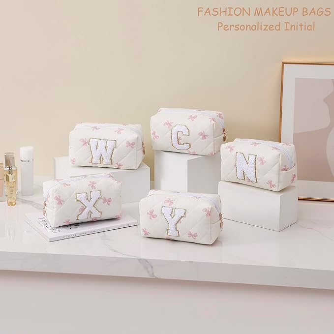 Gleyemor Personalized Initial Makeup Bag for Women, Cute Quilted Pink Floral Cotton Cosmetic Bag, Christmas Gifts for Her Mom Friend Sister Bridesmaid Teacher Women T