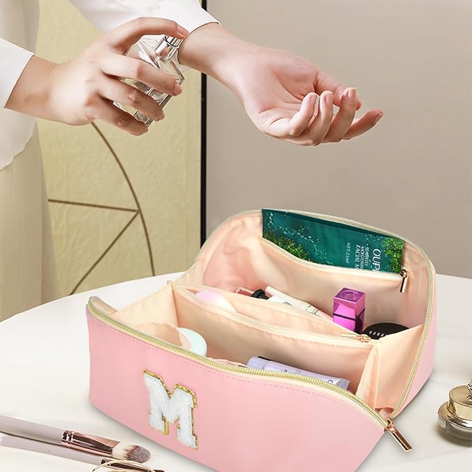 for Christmas Day Gifts, Makeup Bag for Women, PU Leather Travel Toiletry Bags, Initial Make Up Cosmetic Pouch for Teen Girls, Wide Open Portable Skincare Bag, Personalized Birthday Gifts, Pink R