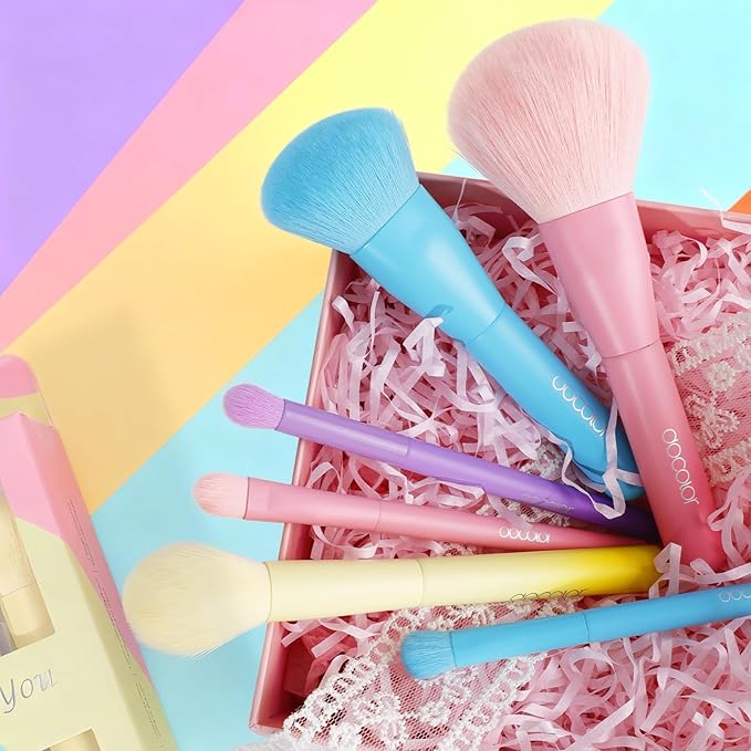docolor 6 Piece Makeup Brush Set for for full face and eye makeup application, for Foundation, Powder, Blush, Contour, Concealer ＆ Eyeshadow, Mini Makeup Brushes Travel Gift Set Cruelty-Free & Vegan