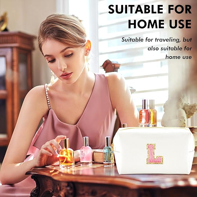 Initial Makeup Bag Personalized Preppy Travel Small Cosmetic Bag Cute PU White Chenille Letter Makeup Pouch for Purse Waterproof Zippered Toiletry Organizer for Women Girls Kids Friends (L)