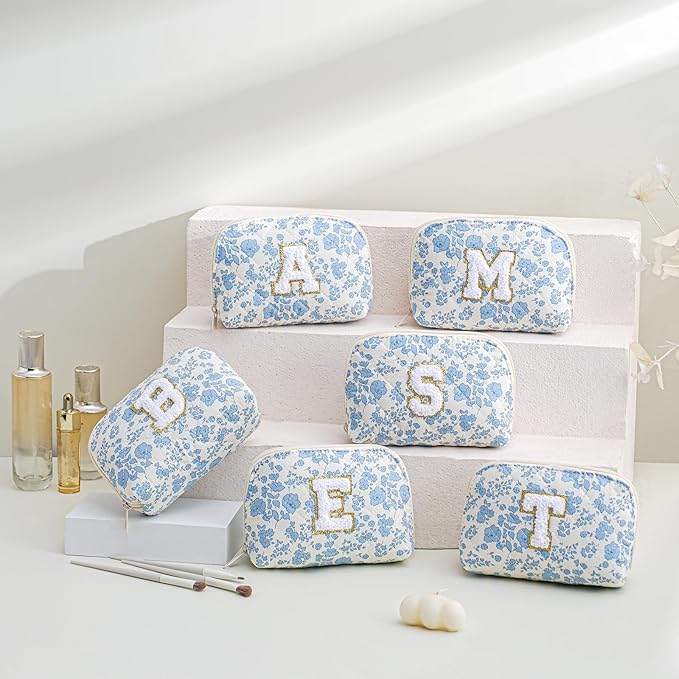 JOVAKIT Conch Alphabet Makeup Bag Cosmetic Bag for Women, Christmas Gifts for Women Girls, Blue Floral Coquette Travel Bag, Zipper Make Up Pouch Organizer Trendy Stuff (Blue Floral A)