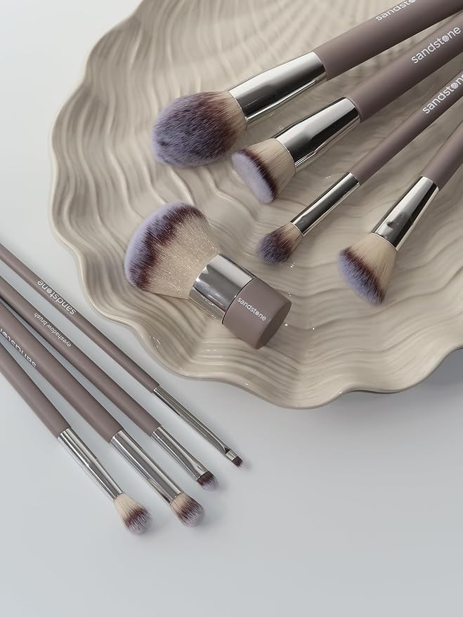 Sandstone Scandinavia Soft Collection Makeup Brush - Professional Premium Eyeshadow brush for applying and blending eyeshadow. Ultra precise soft bristles. Vegan Makeup brush for all skin types
