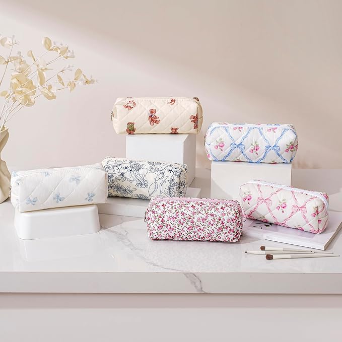 Cute Floral Cotton Makeup Brush Cosmetic Bag for Women, Travel Quilted Zipper Make Up Bag, Flowers Toiletry Organizer Case Kawaii Makeup Cosmetic Travel Cloth Pouch (Rabbit Bear)