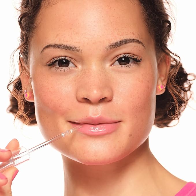 essence | What the Fake! Glass Shine Plumping Lip Filler | Clear Gloss with a High Shine Plumping Effect | Infused with Ginger Oil and Hyaluronic Acid | Vegan, Gluten Free & Cruelty Free