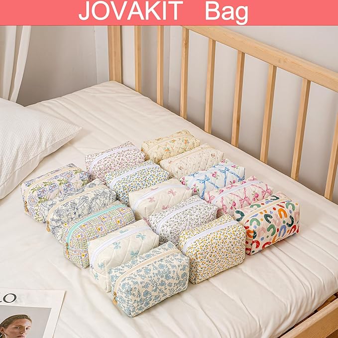 JOVAKIT Square Makeup Bag Cute Cosmetic Bag for Women, Floral Coquette Aesthetic Toiletry Bag, Zipper Make Up Pouch, Travel Make Up Organizer Bag (White Small Flower)